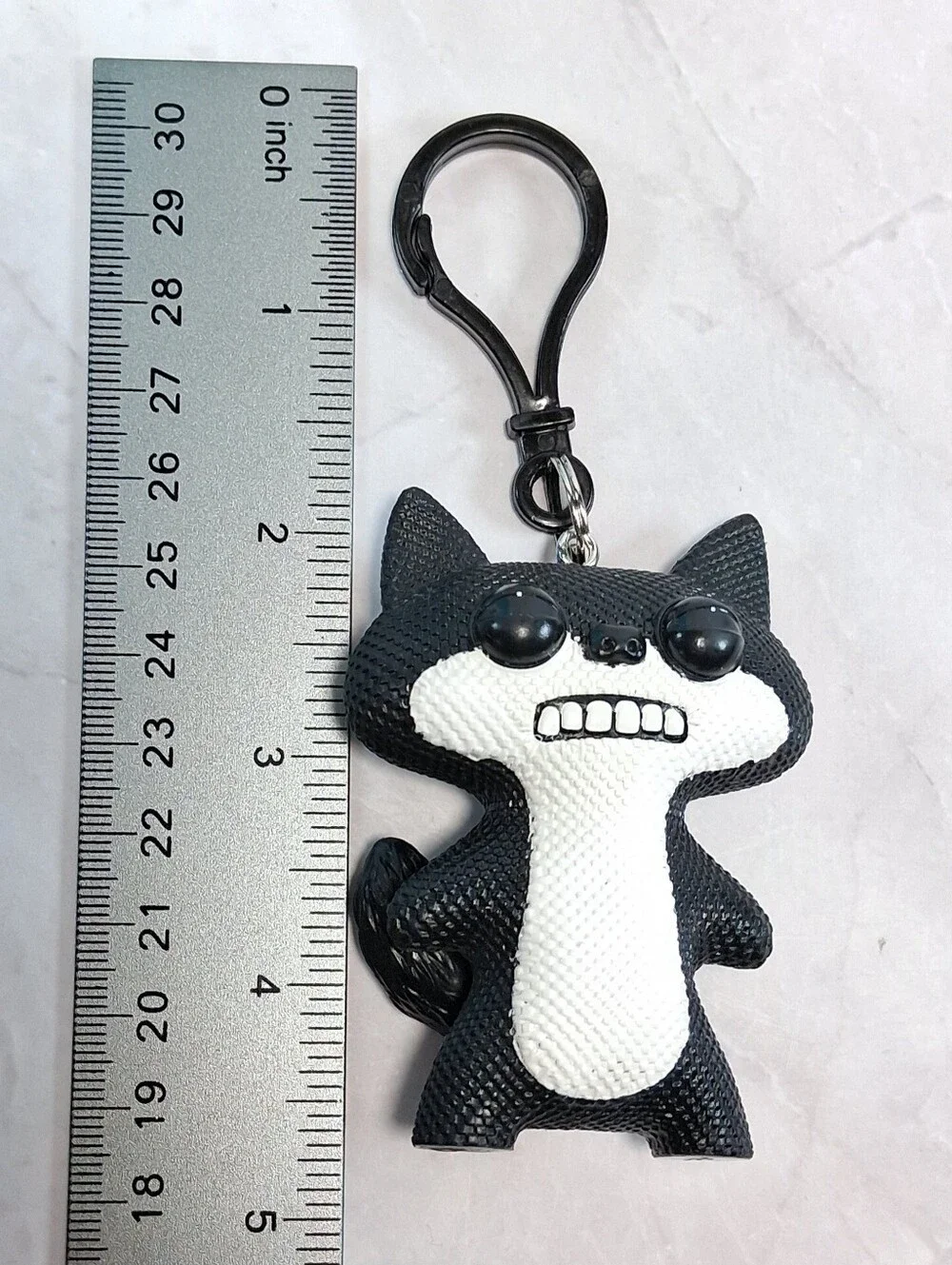 Black & White Cat Keychain Toy Fuggler